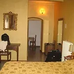 Cristina Hotel Noreña