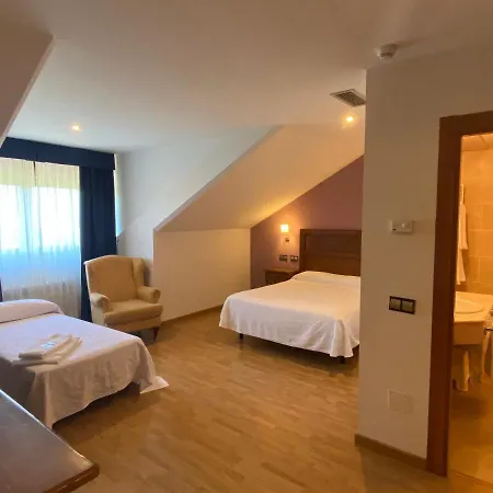 Hotel Cristina 4*