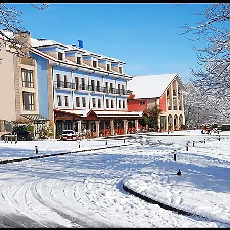 Cristina Hotel 4*