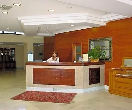 Cristina Hotel 4*