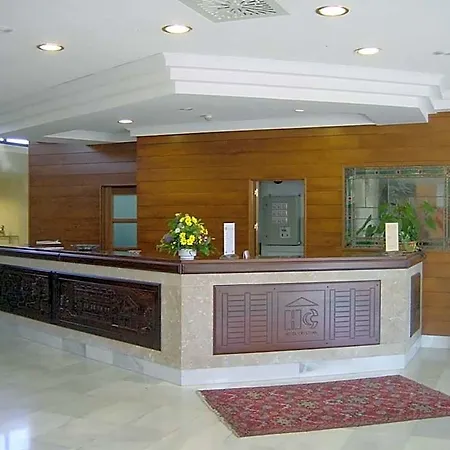 Cristina Hotel 4*