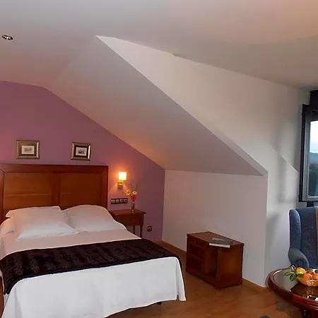 Cristina Hotel