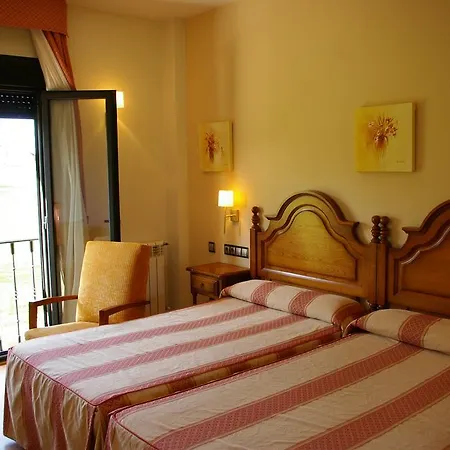 Ξενοδοχείο Cristina 4*